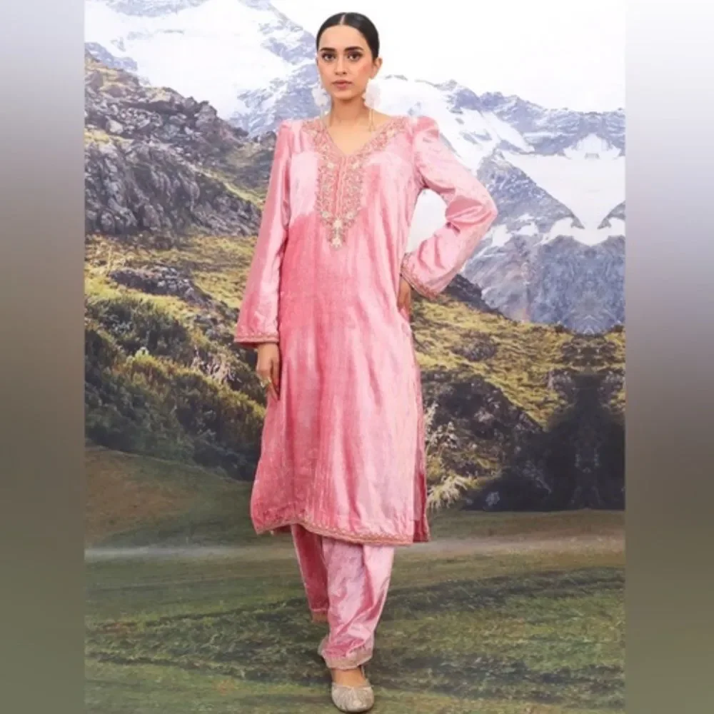GENERATION PK PAKISTANI DESIGNER VELVET SEMI FORMAL DRESS 2- PIECE